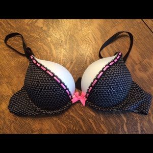 VS Bombshell Plunge Bra 36AA